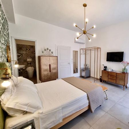 Dimora Giusti Bed & Breakfast Lecce Exterior photo