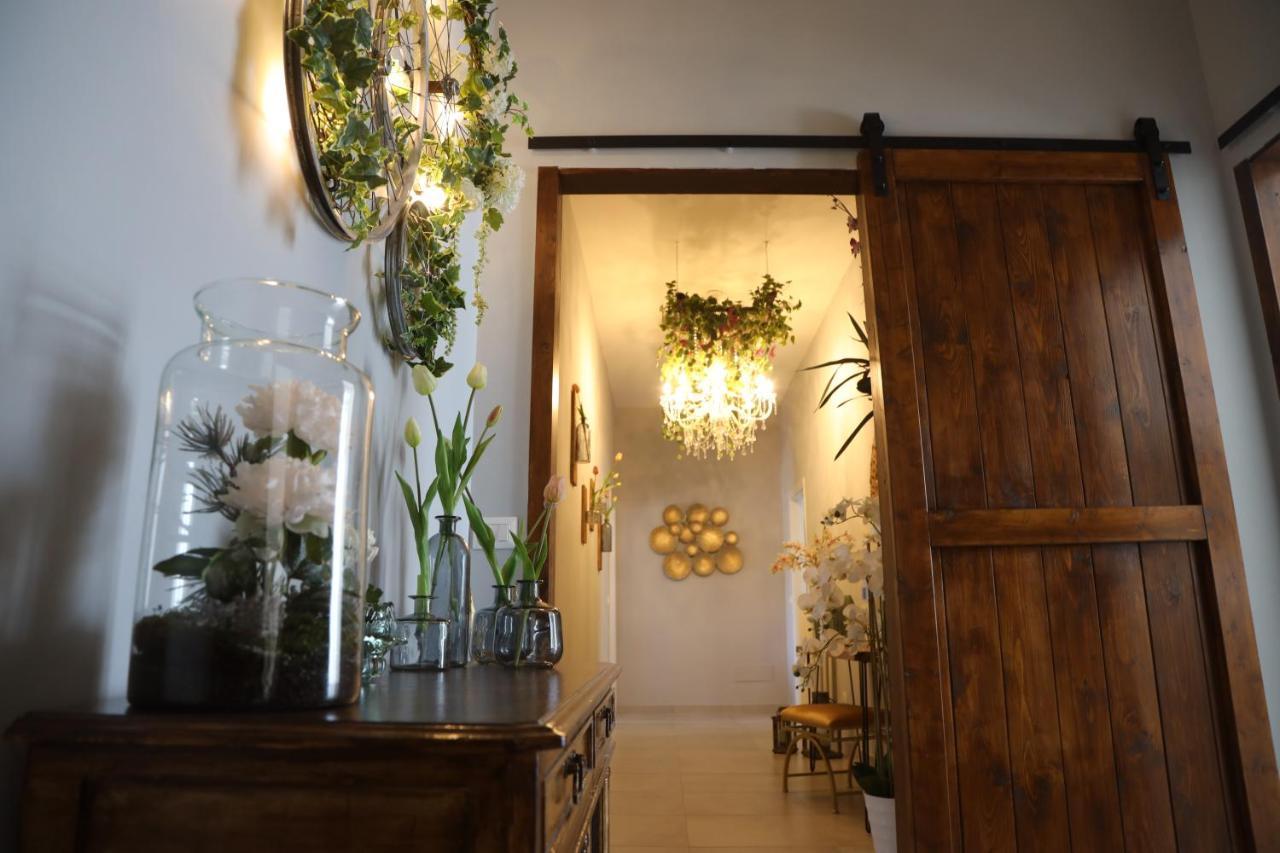Dimora Giusti Bed & Breakfast Lecce Exterior photo