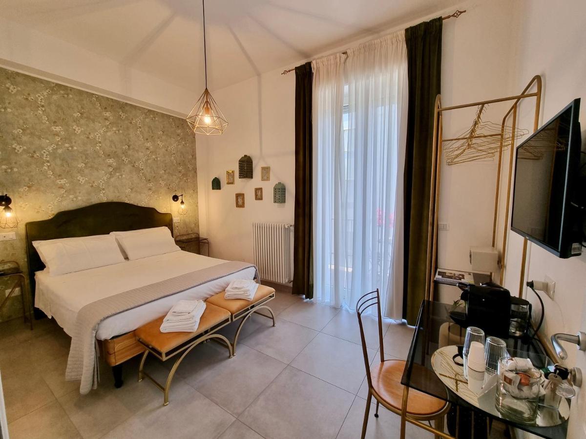 Dimora Giusti Bed & Breakfast Lecce Exterior photo