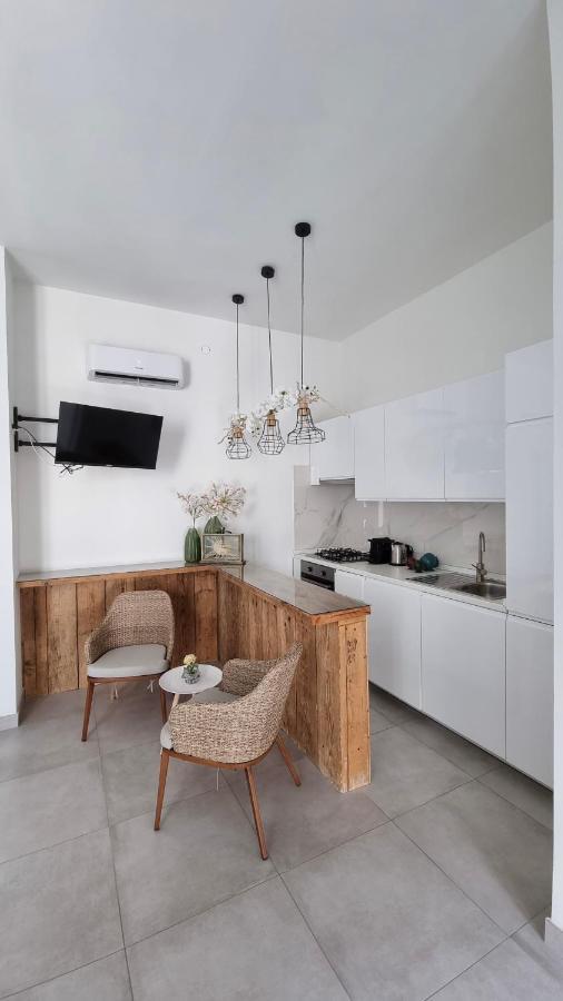 Dimora Giusti Bed & Breakfast Lecce Exterior photo