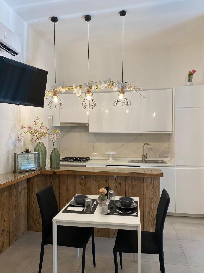 Dimora Giusti Bed & Breakfast Lecce Exterior photo
