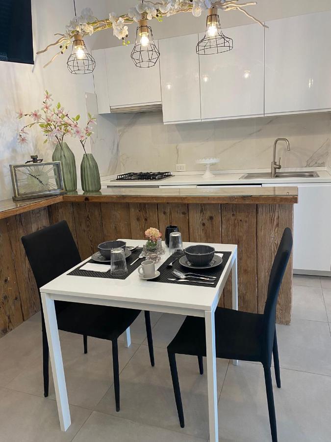 Dimora Giusti Bed & Breakfast Lecce Exterior photo