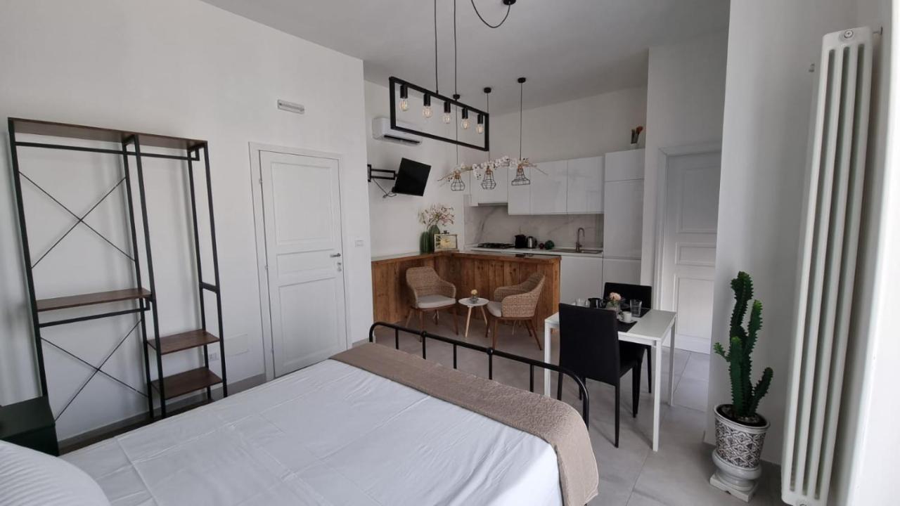 Dimora Giusti Bed & Breakfast Lecce Exterior photo